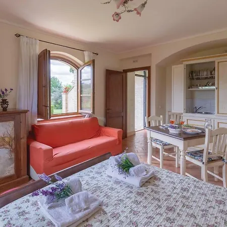 Nine-bedroom Holiday In Perugia -pg- بيت للعطل Civitella D'Arna
