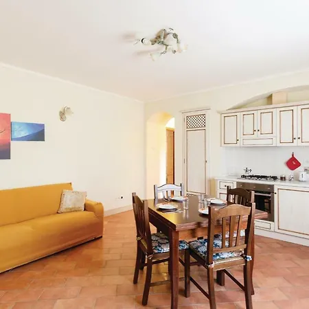 Nine-bedroom Holiday In Perugia -pg- بيت للعطل *